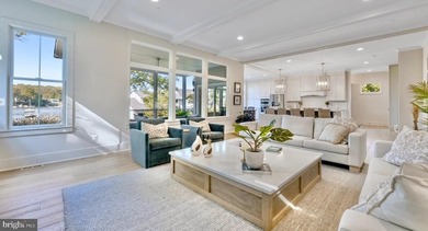 TO BE BUILT - Exceptional Luxury Home with 1-Acre Waterfront Lot - photo 4