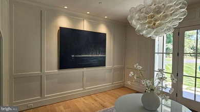 TO BE BUILT - Exceptional Luxury Home with 1-Acre Waterfront Lot - photo 7