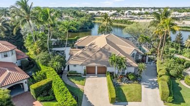 (private lake, pond, creek) Home For Sale in Wellington Florida
