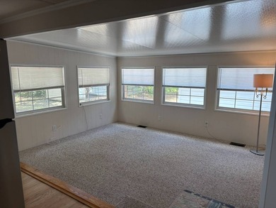 Don't miss out on this beautifully remodeled 2-bedroom, 1.5-bath - photo 6