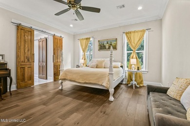 Beautiful Custom Built Home only 6 years old with Chef's Kitchen - photo 16