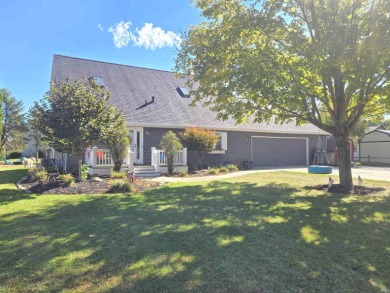 Lake Home For Sale in Syracuse, Indiana