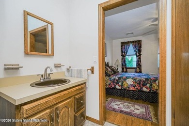 24 Ross Lane - Eltingville, Staten Island Step back in time and - photo 24