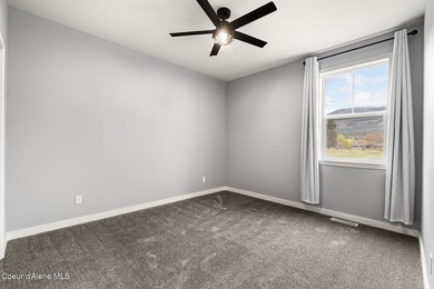 This newly built home sits on a large acreage lot in the heart - photo 30