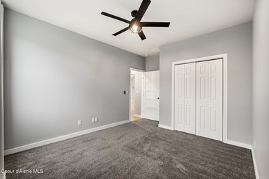This newly built home sits on a large acreage lot in the heart - photo 31