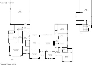 This newly built home sits on a large acreage lot in the heart - photo 45
