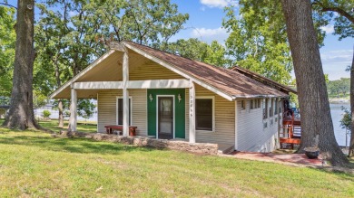 Grand Lake O the Cherokees Home Sale Pending in Afton Oklahoma