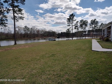 Experience a private country retreat with a winding paved - photo 5
