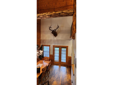 Nightly Rental cabin at its finest with a lock outdoor - photo 5