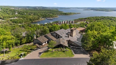 Experience unparalleled luxury at this breathtaking estate - photo 2
