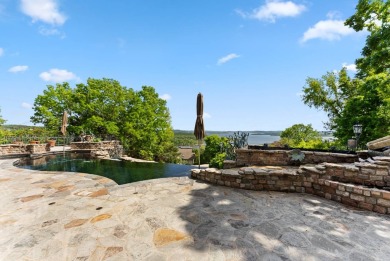 Experience unparalleled luxury at this breathtaking estate - photo 3