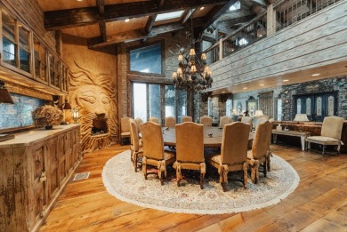 Experience unparalleled luxury at this breathtaking estate - photo 9