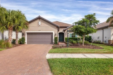 (private lake, pond, creek) Home For Sale in Sarasota Florida