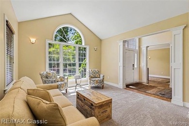 Come experience everything 5118 S Shore Drive has to offer. This - photo 9