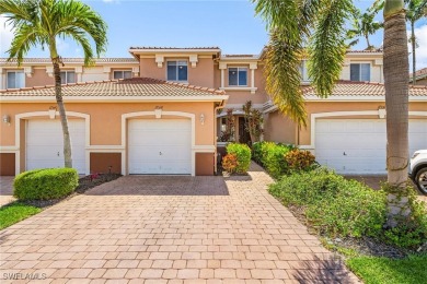 Lake Townhome/Townhouse For Sale in Fort Myers, Florida
