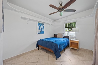 Welcome to this charming and beautifully maintained 3-bedroom - photo 16