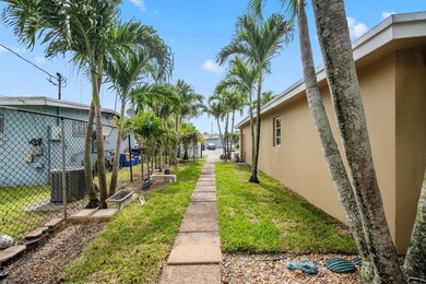 Welcome to this charming and beautifully maintained 3-bedroom - photo 20