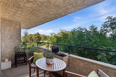 Some homes simply make everyday living feel effortless, and this - photo 4