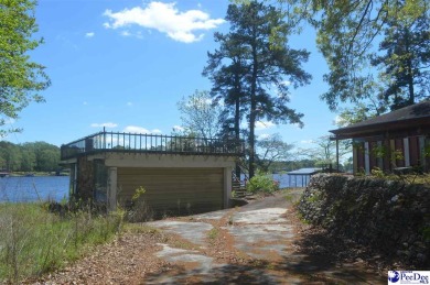 Lake Robinson - Chesterfield / Darlington Lot For Sale in Hartsville South Carolina