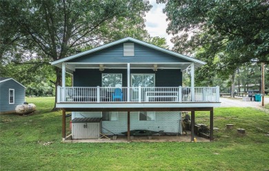 Lake Home For Sale in Cuba, Missouri