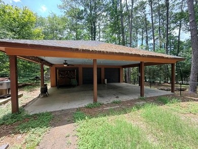 Charming and cozy 2-bedroom, 1.5-bath lake house in a highly - photo 11