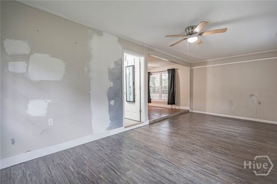 Semi-Updated interior layout creates large open area floor plan - photo 6