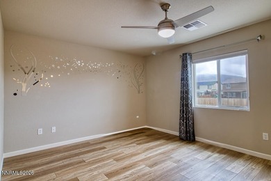 Paid-off solar. A backyard built to enjoy. And a Lennar floor - photo 17
