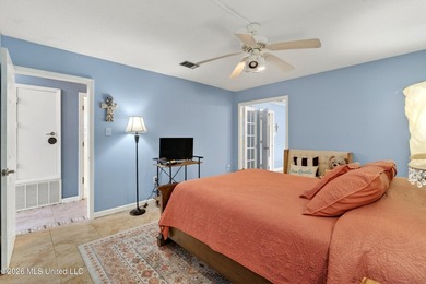 Steps from the beach and just minutes from shopping, dining, and - photo 21