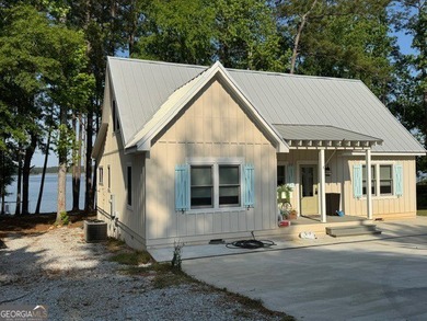 Welcome to the lake! Beautiful lakefront home on Clarks Hill - photo 2