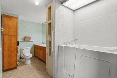75 dollars of foot on 3 acres is a steal. 6200 sq feet No Hoa - photo 26