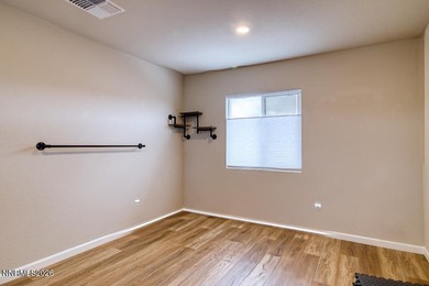 Paid-off solar. A backyard built to enjoy. And a Lennar floor - photo 37
