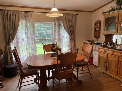 Spacious 3 bedroom, 2 bath, 1456 sq ft home on a double lot that - photo 9