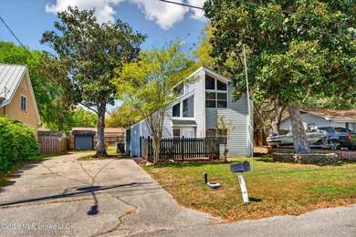 Steps from the beach and just minutes from shopping, dining, and - photo 42