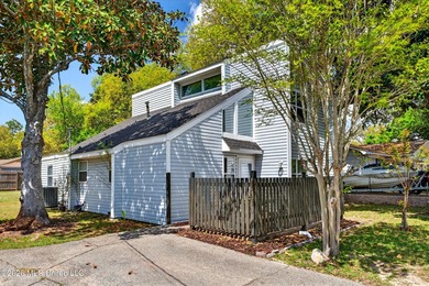 Steps from the beach and just minutes from shopping, dining, and - photo 43