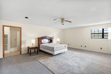 75 dollars of foot on 3 acres is a steal. 6200 sq feet No Hoa - photo 44