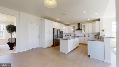 The Charleston Grand has been tweaked to perfection. The large - photo 9