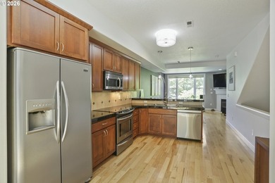 Nestled in the heart of beautiful Cathedral Park in the vibrant - photo 6