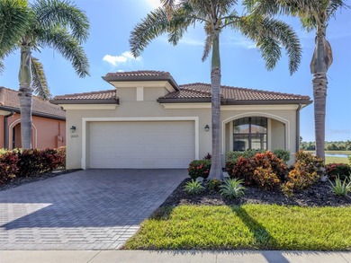 (private lake, pond, creek) Home Sale Pending in Venice Florida