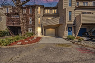 Move-in ready waterfront townhouse with NO HOA fee and access to - photo 3