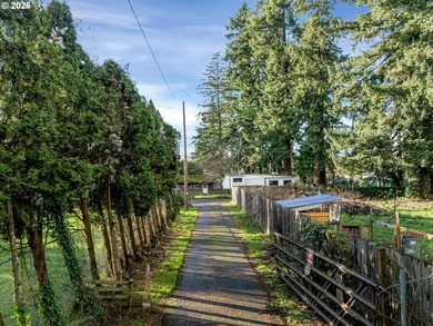 Great development opportunity on a one-acre lot in Milwaukie. A - photo 7