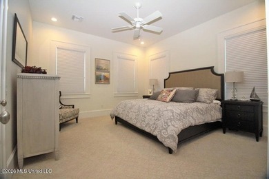 Magnificent home on peninsula overlooking the Bay! Greatroom - photo 26