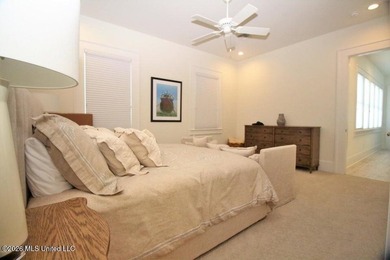 Magnificent home on peninsula overlooking the Bay! Greatroom - photo 30