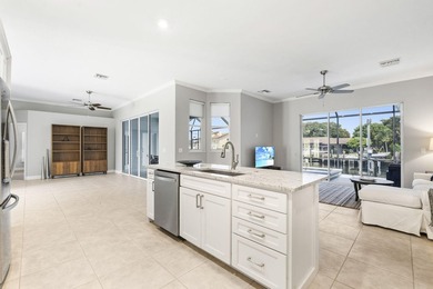 Premier waterfront opportunity in the highly sought-after Queens - photo 10