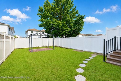 Welcome to 216 Woodrow Road, a beautifully renovated - photo 33