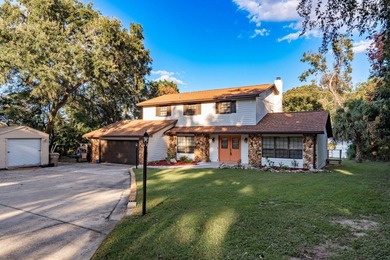 Lake Griffin Home For Sale in Leesburg Florida