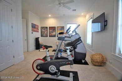 Magnificent home on peninsula overlooking the Bay! Greatroom - photo 42