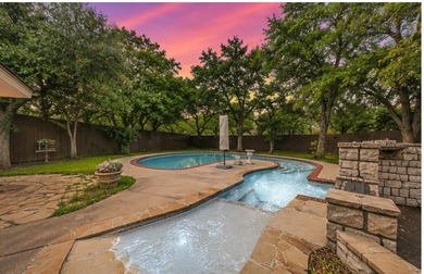 BACK ON THE MARKET DUE TO BUYER'S FINANCING: Enjoy golf course - photo 3