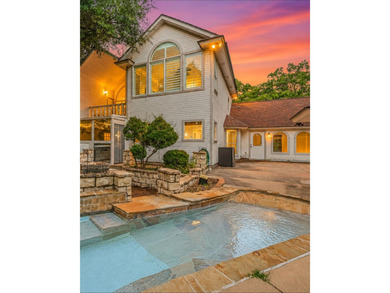 BACK ON THE MARKET DUE TO BUYER'S FINANCING: Enjoy golf course - photo 4