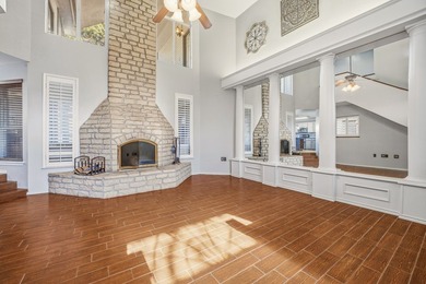 BACK ON THE MARKET DUE TO BUYER'S FINANCING: Enjoy golf course - photo 6