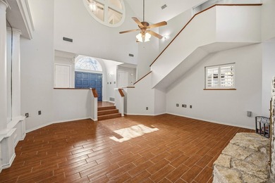 BACK ON THE MARKET DUE TO BUYER'S FINANCING: Enjoy golf course - photo 7